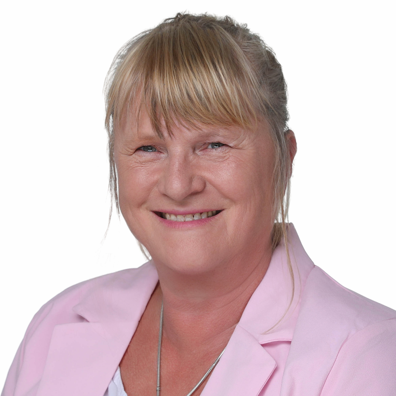  Jana M�ller-Schmidt